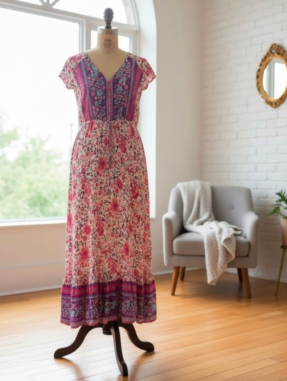 Boho Floral V-Neck Maxi Dress Size L Purple & Pink Button-Front